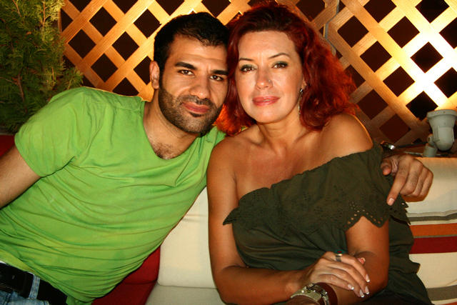 Opening of La terraza de la estancia 